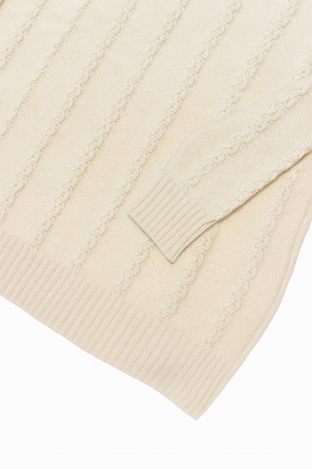 Cream Cable-Knit Crewneck Sweater – Classic Textured Pullover